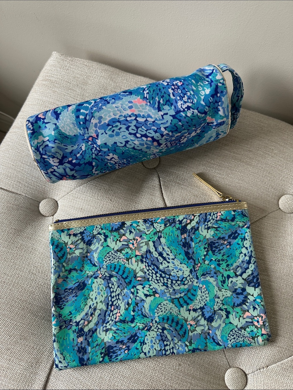 Lilly Pulitzer “Wave After Wave” Plastic Zip Pouch and Pencil Case Set Bundle - Picture 2 of 8
